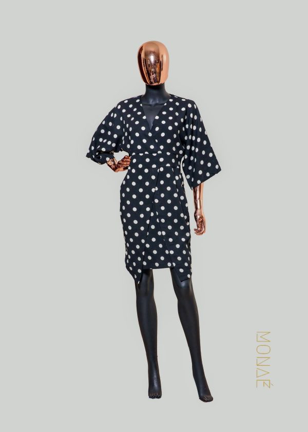 Collection Dress with Polka Dots, Pockets and Kimono Sleeves in size 12-14