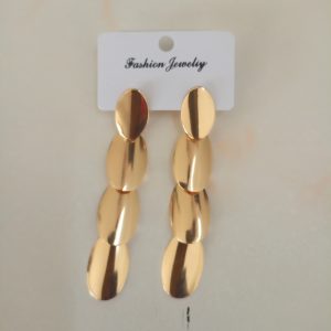 Minimalist Gold tone Disk Earrings 013